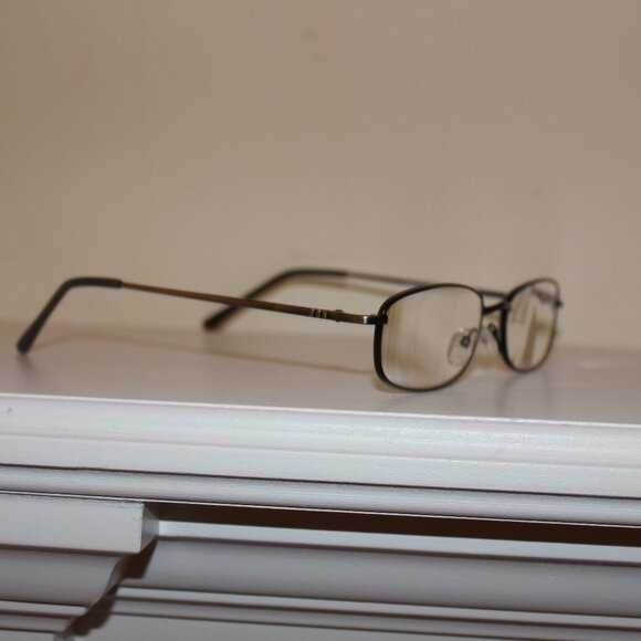 Hilco Reading Glasses +3.75 (VR105) - Picture 3 of 6